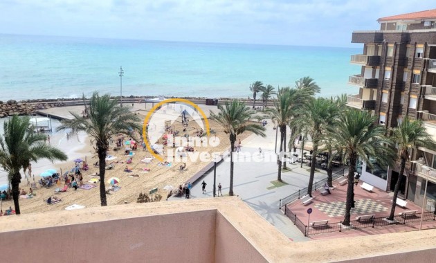 Resale - Apartment - Torrevieja - Beach