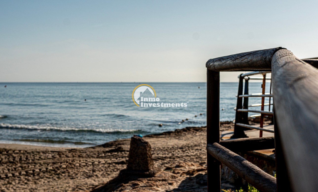 Gebrauchtimmobilien - Villa - La Zenia - Strandseite