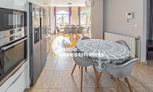 Gebrauchtimmobilien - Villa - La Zenia - Strandseite