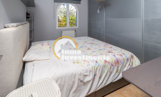 Gebrauchtimmobilien - Villa - La Zenia - Strandseite