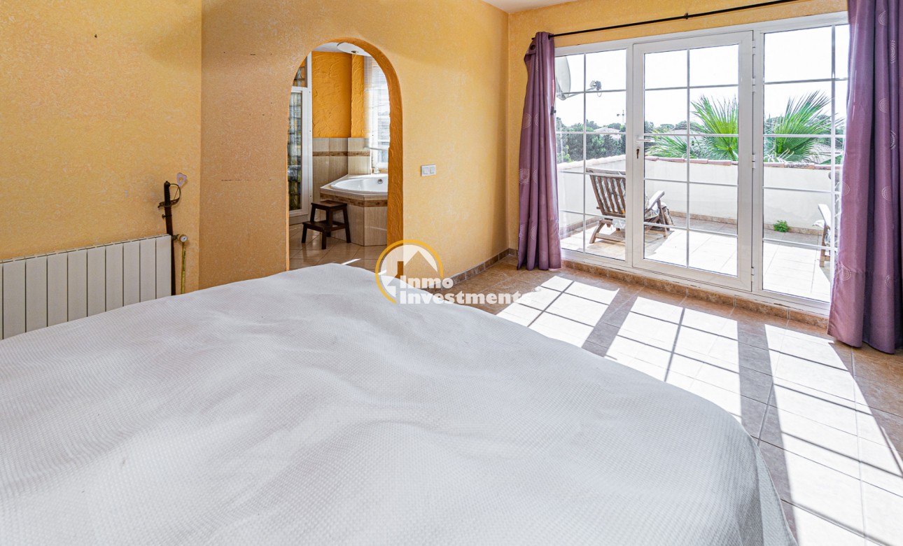 Gebrauchtimmobilien - Villa - La Zenia - Strandseite