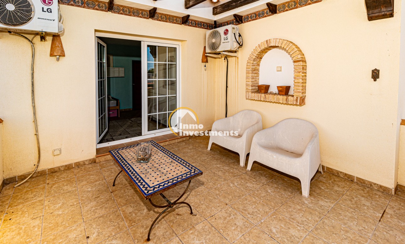 Gebrauchtimmobilien - Villa - La Zenia - Strandseite