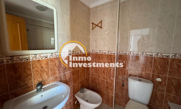 Resale - Apartment - Torrevieja - El molino