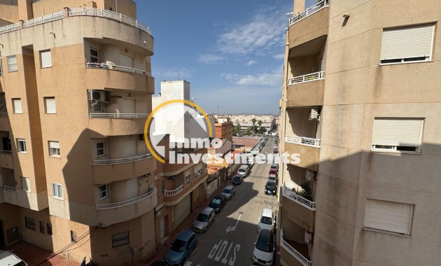 Resale - Apartment - Torrevieja - El molino