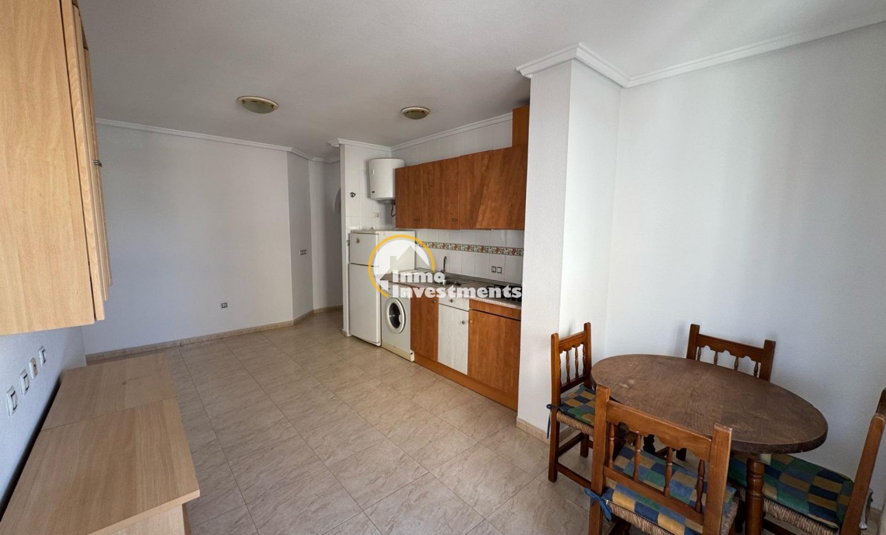 Resale - Apartment - Torrevieja - El molino