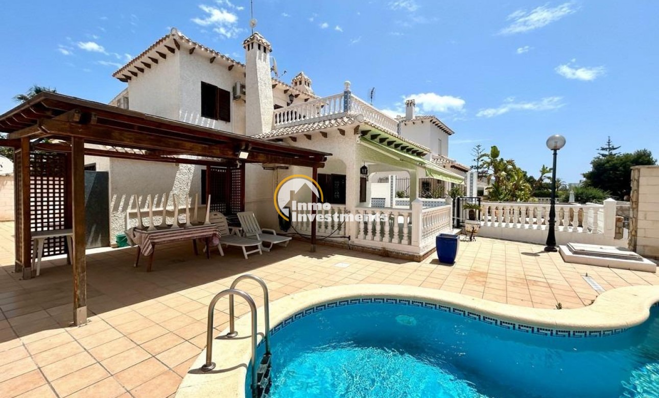 Gebrauchtimmobilien - Villa - La Zenia - Strandseite