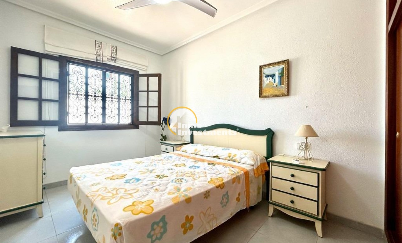 Gebrauchtimmobilien - Villa - La Zenia - Strandseite