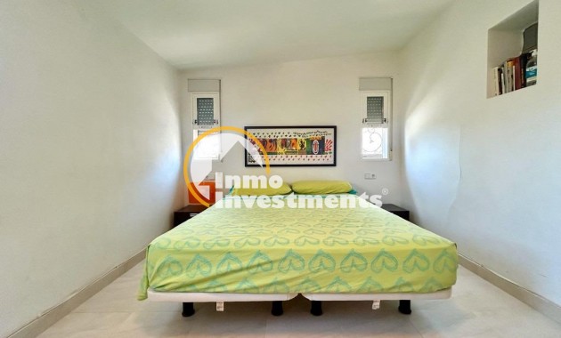 Gebrauchtimmobilien - Villa - La Zenia - Strandseite