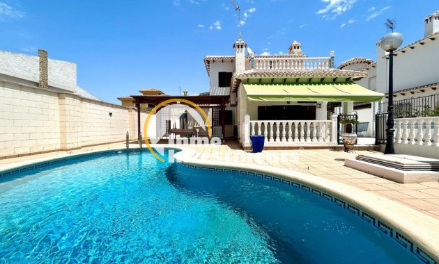 Gebrauchtimmobilien - Villa - La Zenia - Strandseite