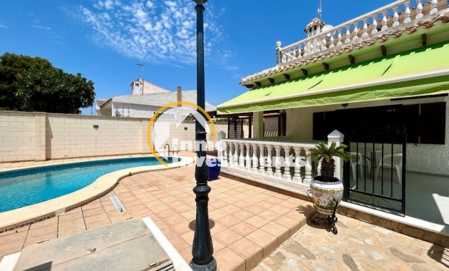 Gebrauchtimmobilien - Villa - La Zenia - Strandseite