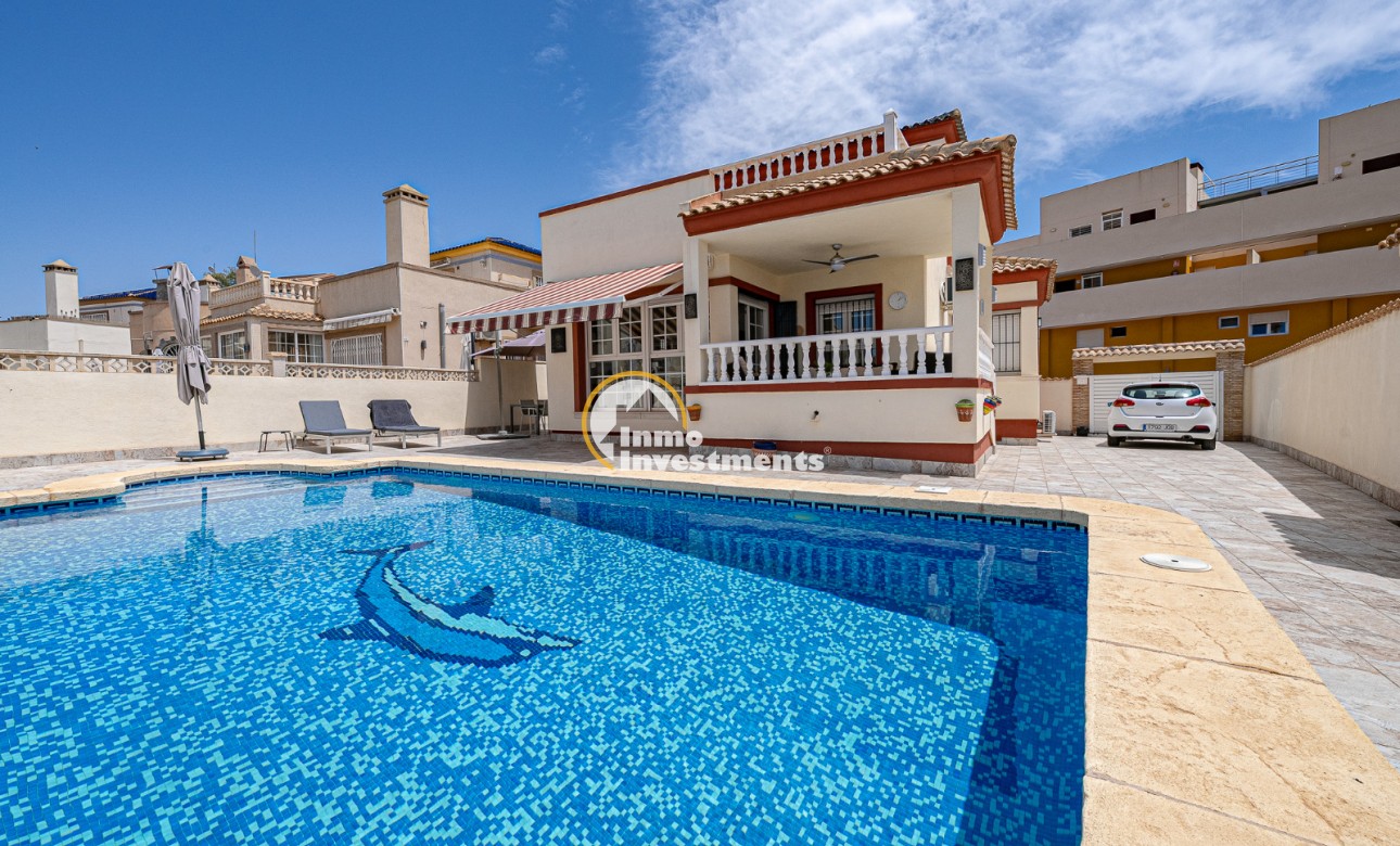 Bestaande bouw - Villa - Playa Flamenca - Montilla