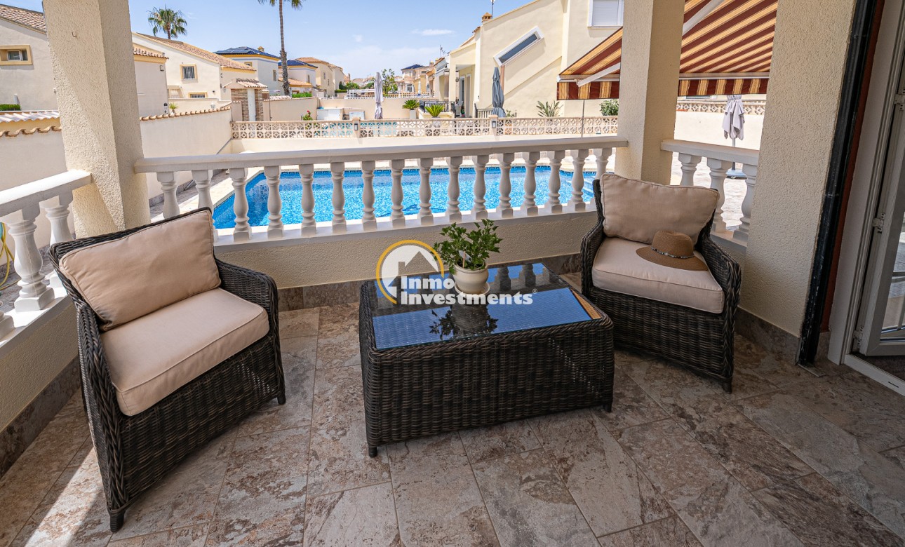 Bestaande bouw - Villa - Playa Flamenca - Montilla