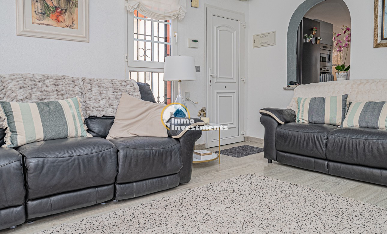 Bestaande bouw - Villa - Playa Flamenca - Montilla