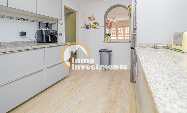 Bestaande bouw - Villa - Playa Flamenca - Montilla