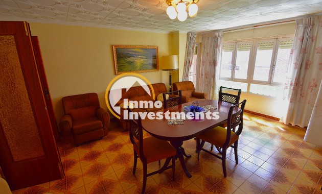 Bestaande bouw - Half vrijstaande villa - Rojales - 