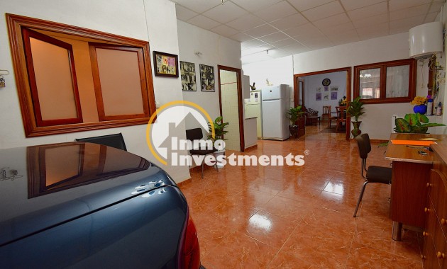 Bestaande bouw - Half vrijstaande villa - Rojales - 