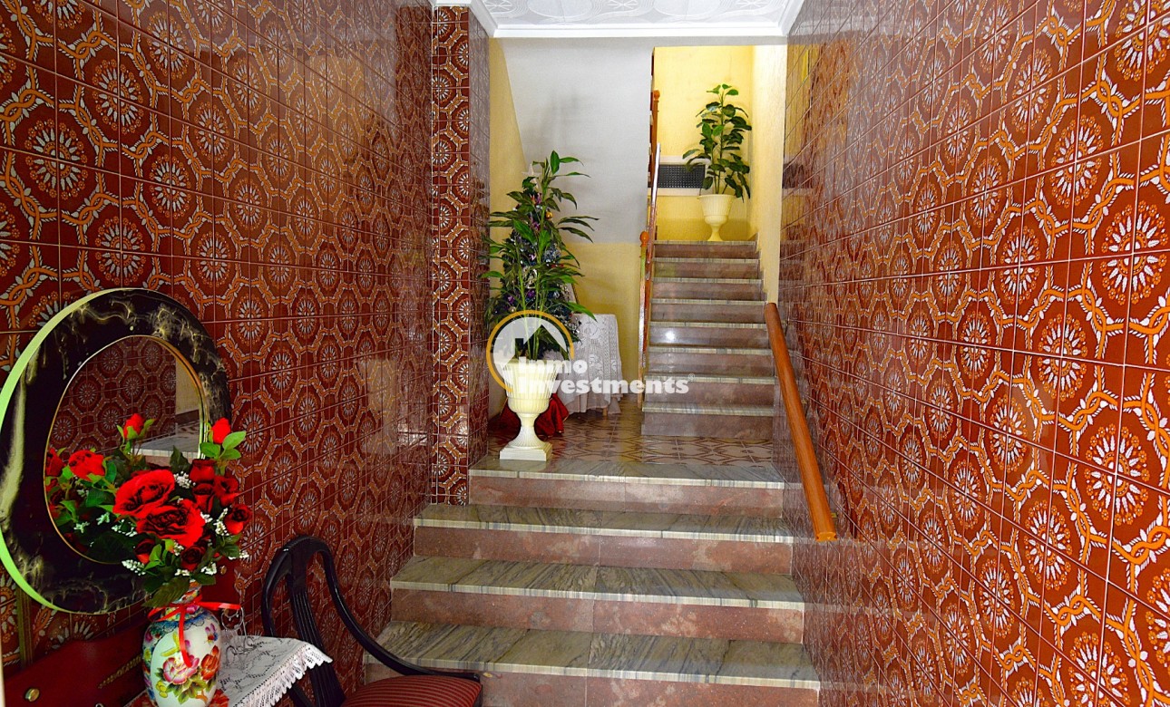 Bestaande bouw - Half vrijstaande villa - Rojales - 