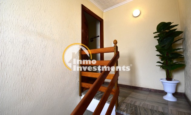 Bestaande bouw - Half vrijstaande villa - Rojales - 