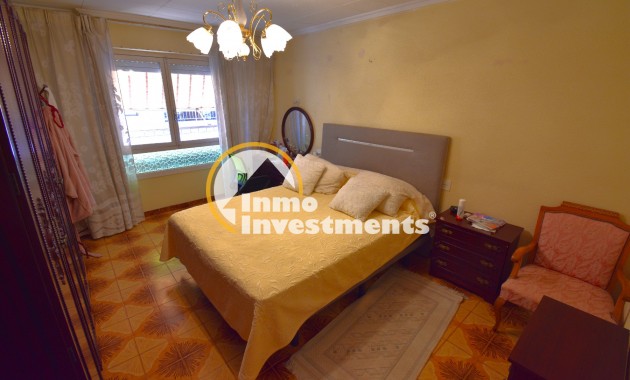 Bestaande bouw - Half vrijstaande villa - Rojales - 