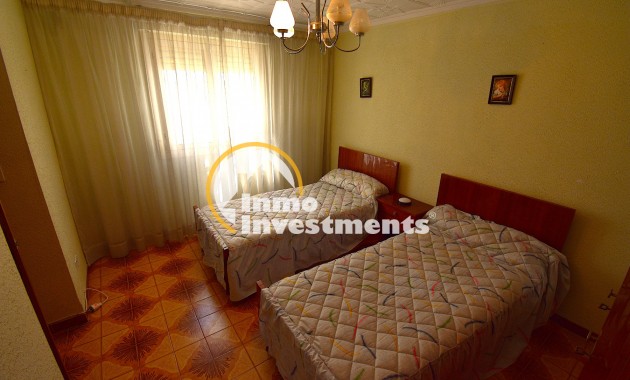 Bestaande bouw - Half vrijstaande villa - Rojales - 