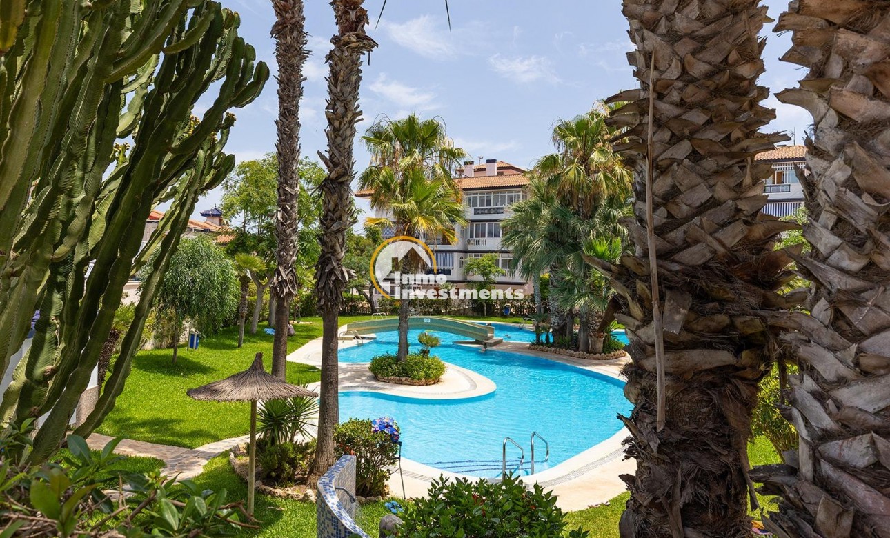 Resale - Town house - Torrevieja