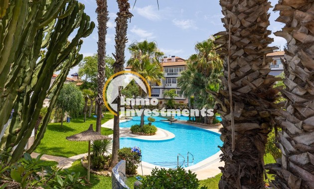 Resale - Town house - Torrevieja