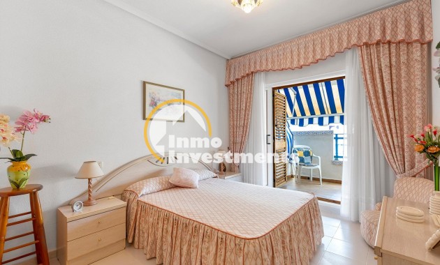 Resale - Town house - Torrevieja