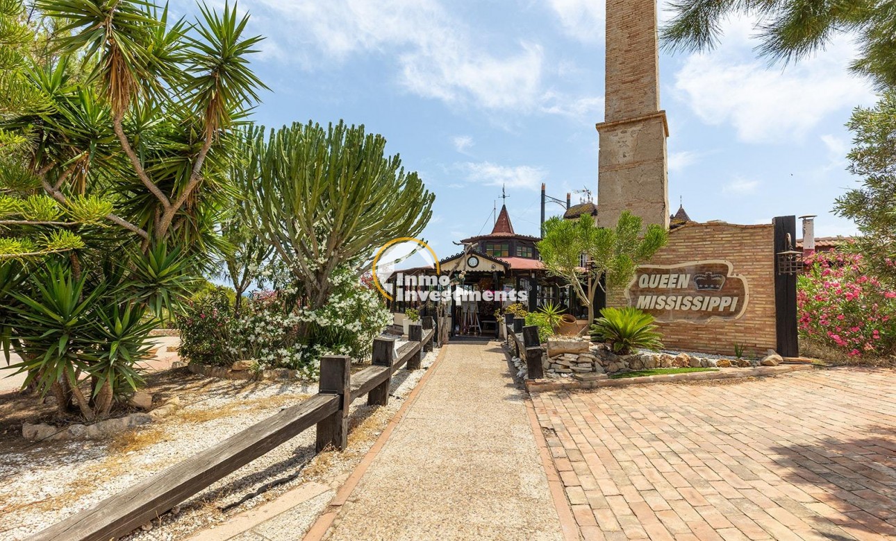 Resale - Town house - Torrevieja