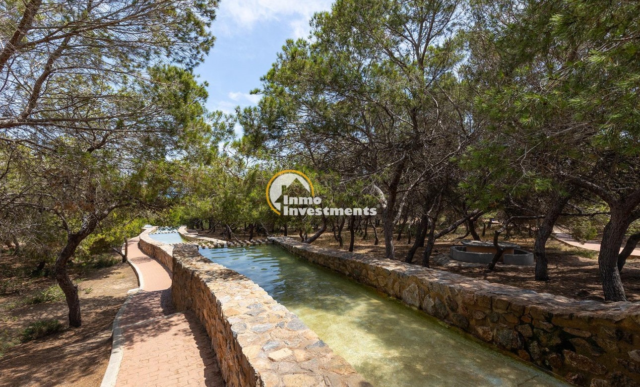 Resale - Town house - Torrevieja