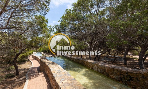 Resale - Town house - Torrevieja