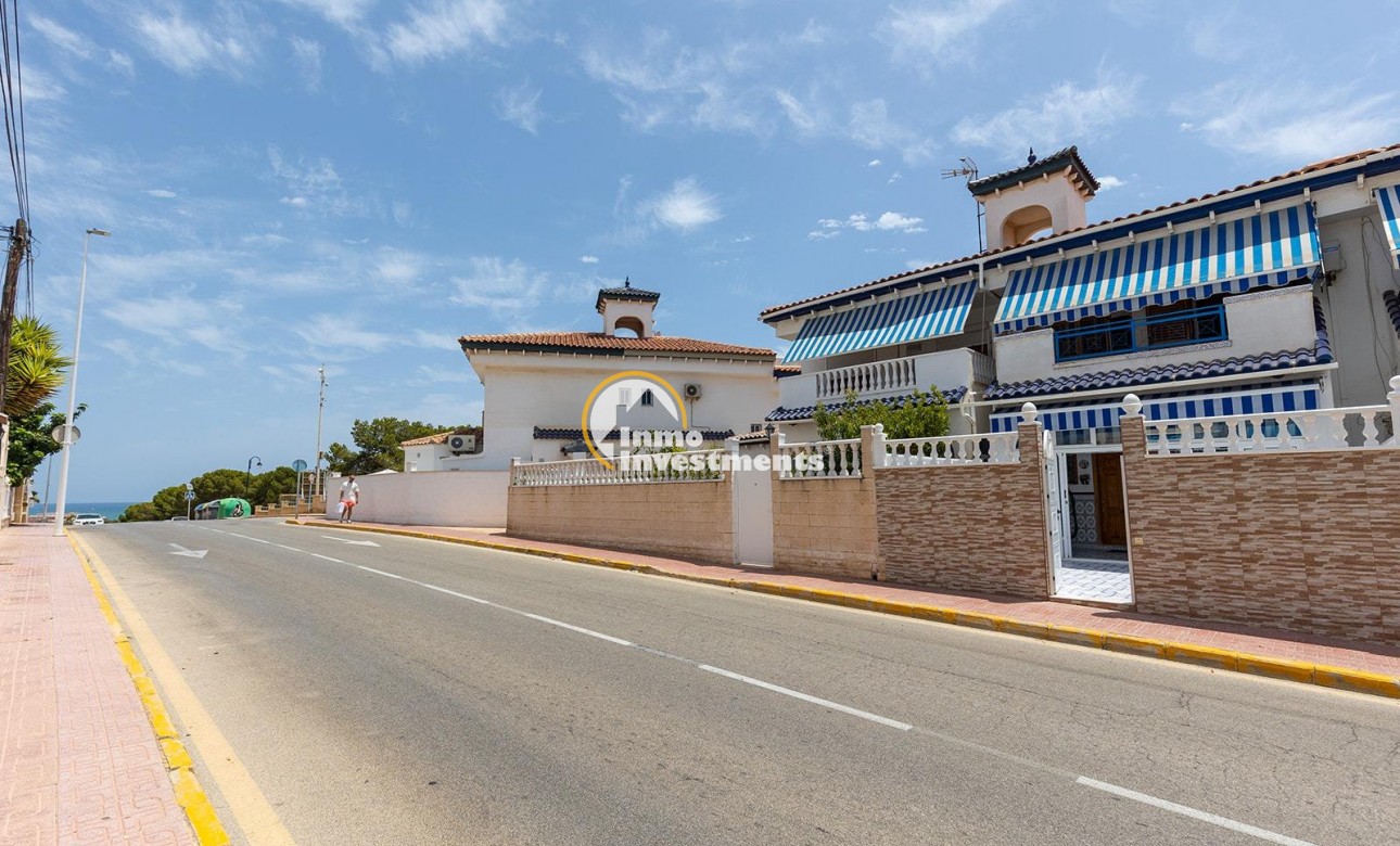 Resale - Town house - Torrevieja