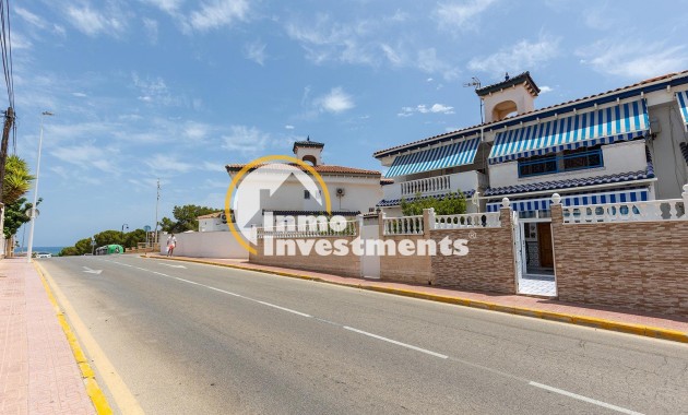 Resale - Town house - Torrevieja
