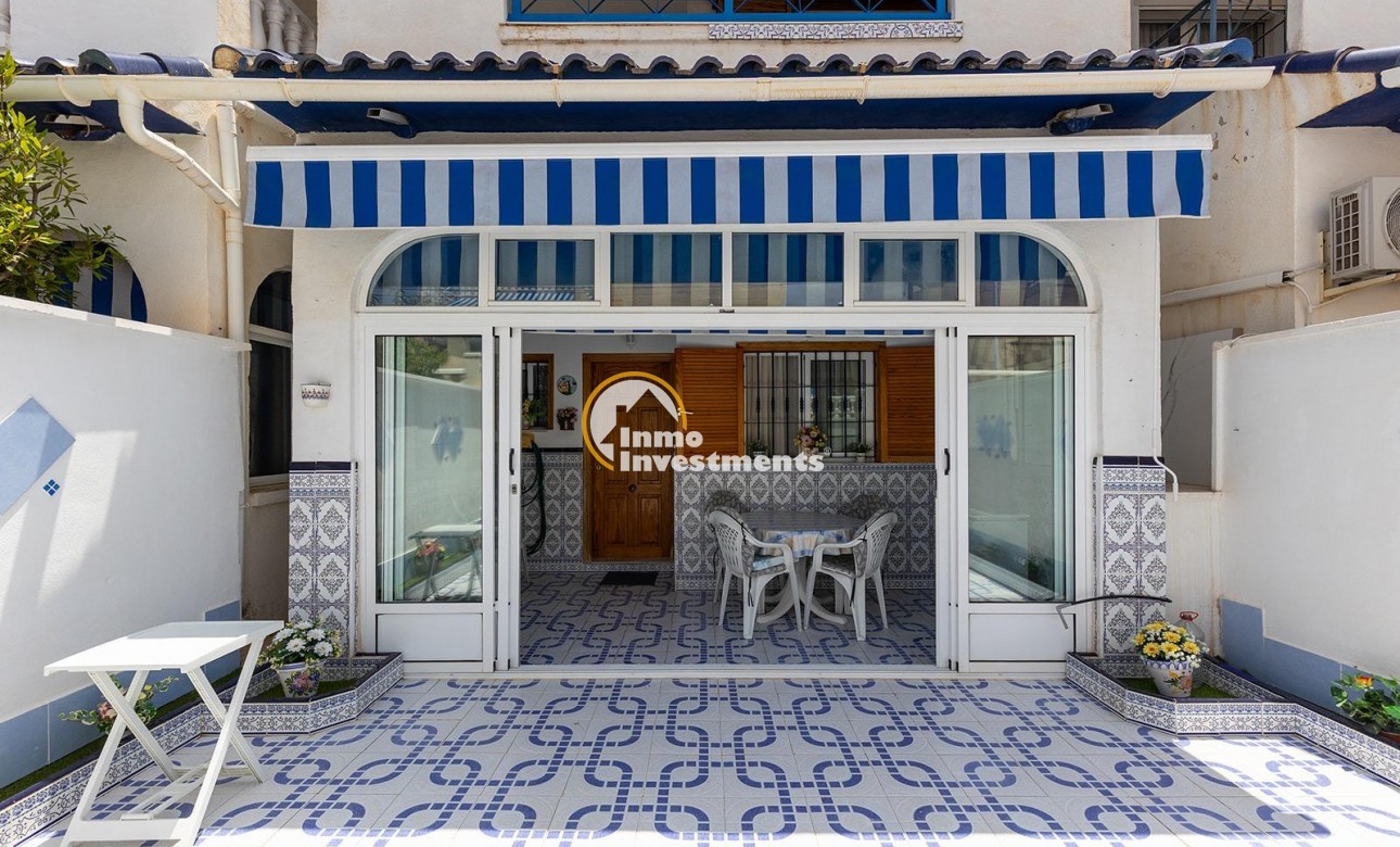 Resale - Town house - Torrevieja