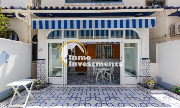 Resale - Town house - Torrevieja