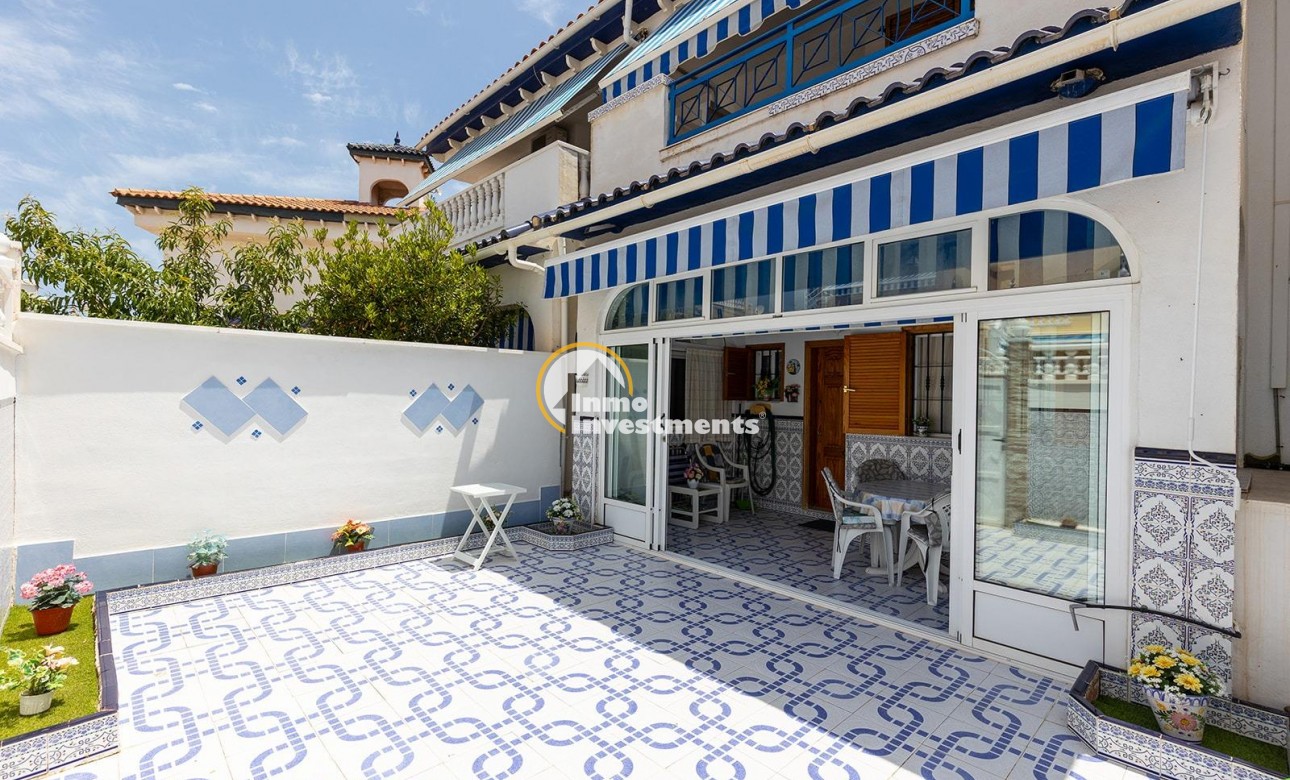 Resale - Town house - Torrevieja