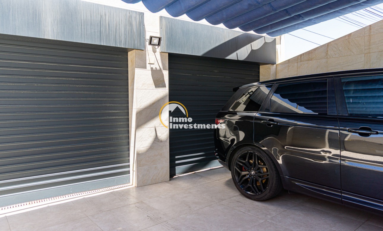 Resale - Semi detached villa - Los Balcones