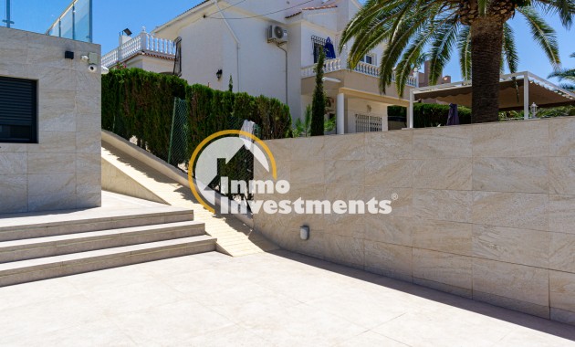 Resale - Semi detached villa - Los Balcones