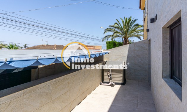 Resale - Semi detached villa - Los Balcones