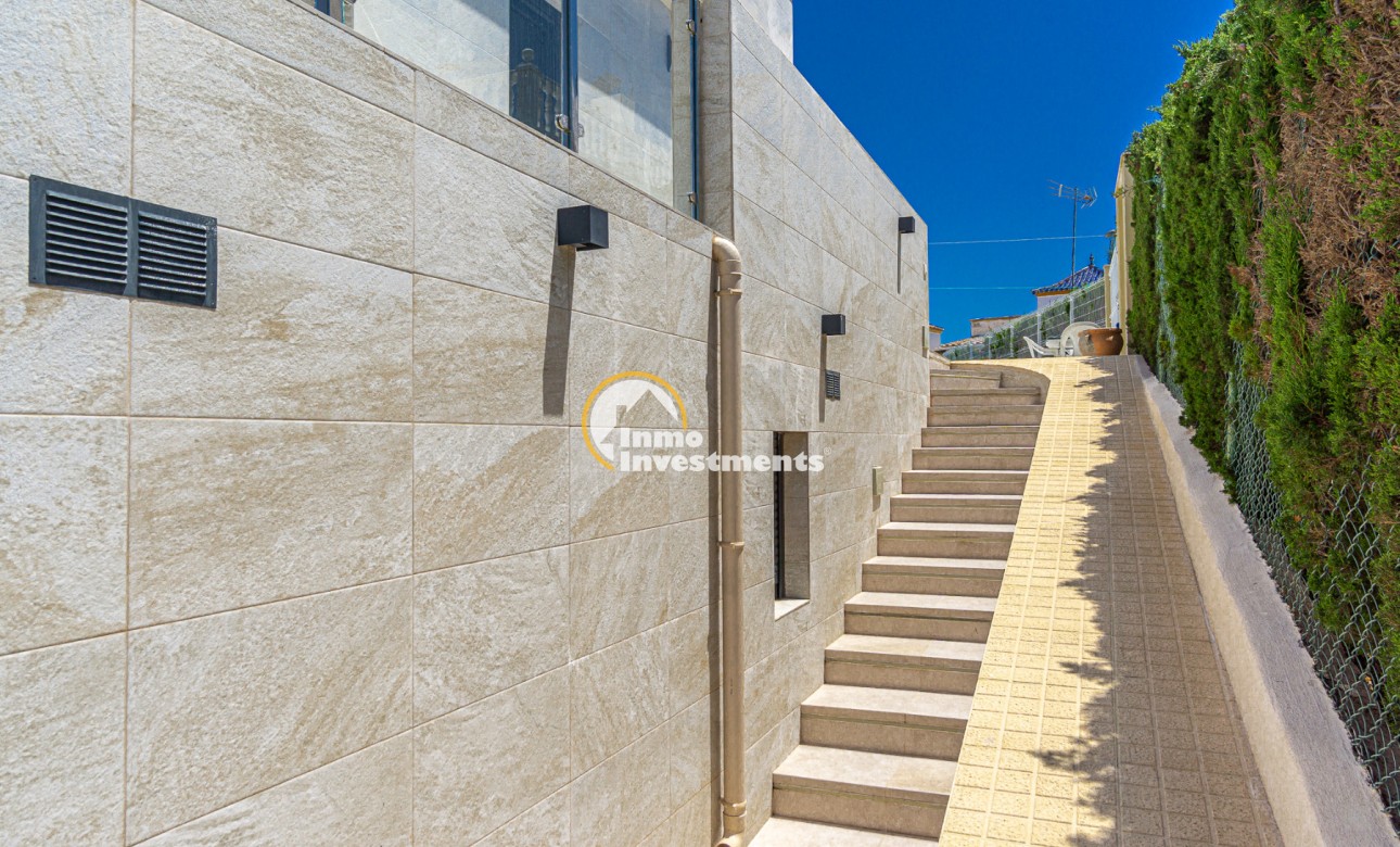 Resale - Semi detached villa - Los Balcones