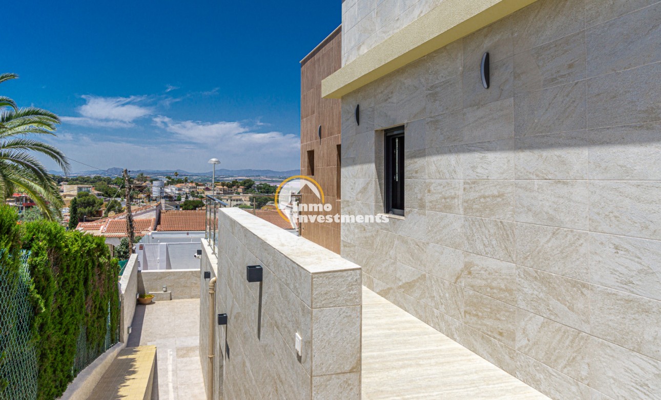 Resale - Semi detached villa - Los Balcones