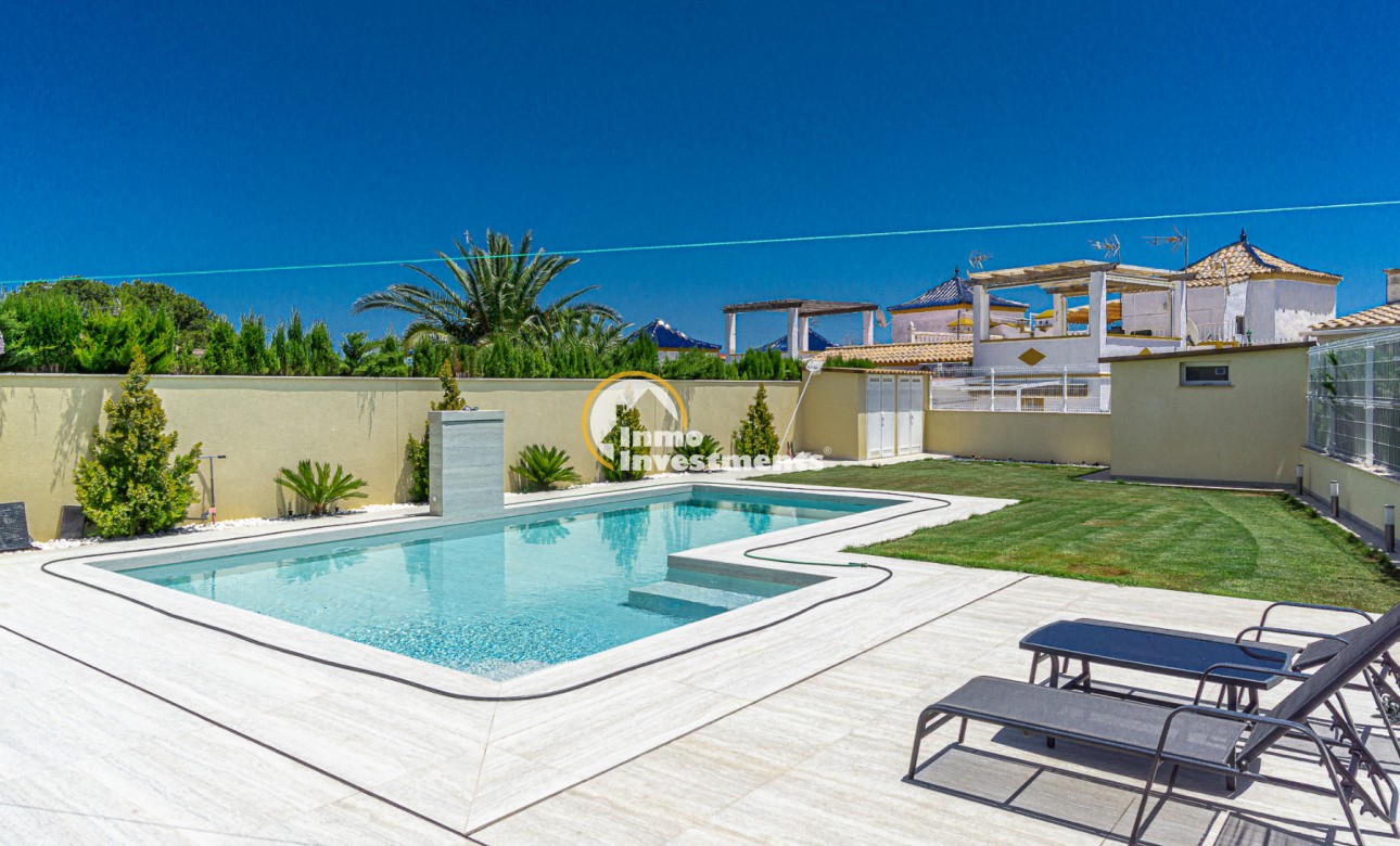 Resale - Semi detached villa - Los Balcones