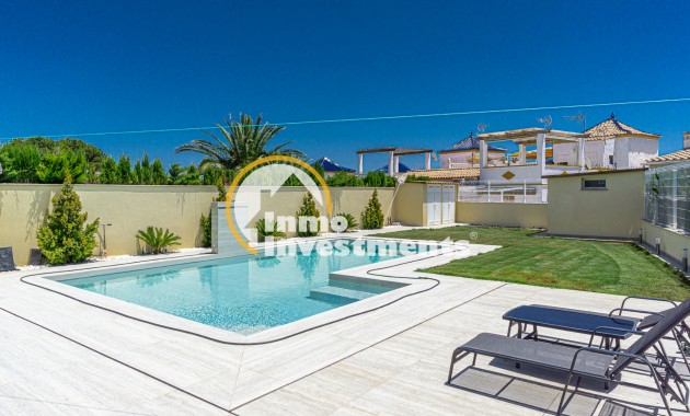 Resale - Semi detached villa - Los Balcones