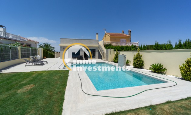 Resale - Semi detached villa - Los Balcones