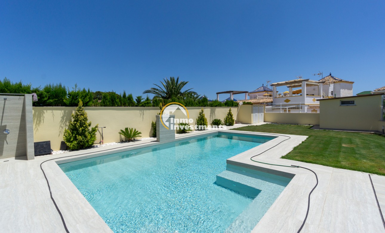 Resale - Semi detached villa - Los Balcones