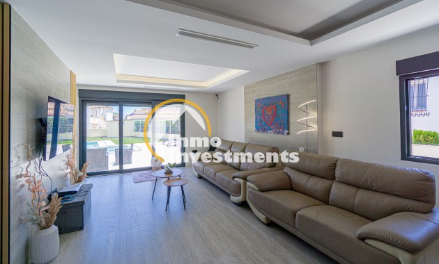 Resale - Semi detached villa - Los Balcones