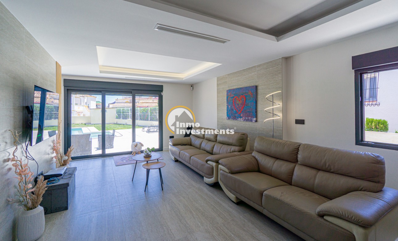 Resale - Semi detached villa - Los Balcones