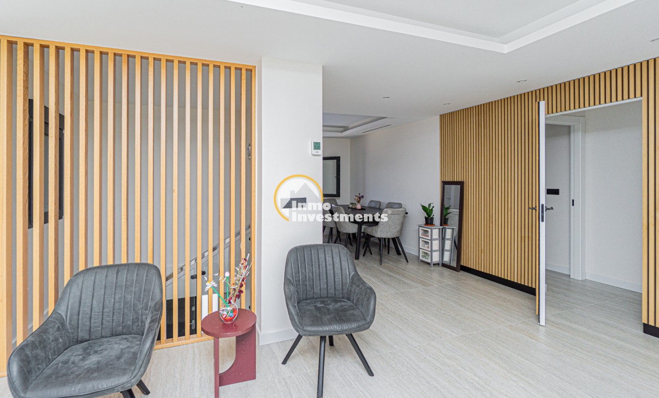 Resale - Semi detached villa - Los Balcones