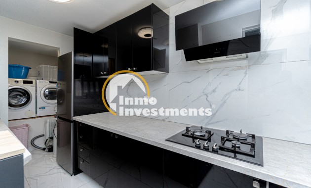 Resale - Semi detached villa - Los Balcones