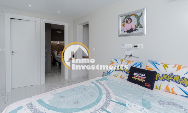 Resale - Semi detached villa - Los Balcones