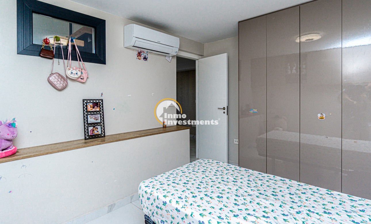 Resale - Semi detached villa - Los Balcones